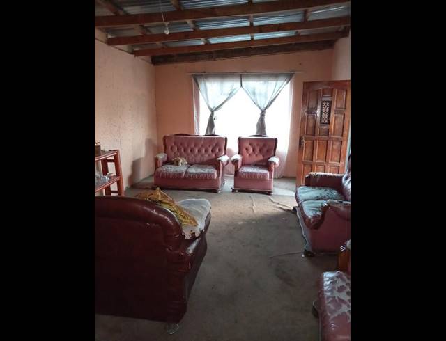 3 BEDROOM HOUSE FOR SALE IN TSAKANE EXT 5